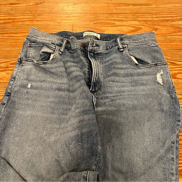 Jeans - Picture 2 of 4